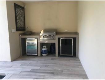 V#36 Venta Lujosa casa en condominio / Santa Ana 