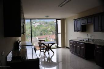 Venta de Apartamento en Escazú Centro. 20-965a 