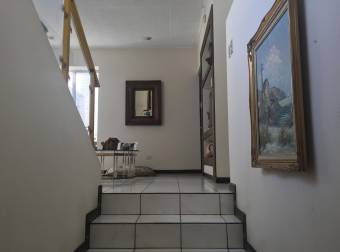 Venta de Casa en San Rafael de Escazú. 21-68a