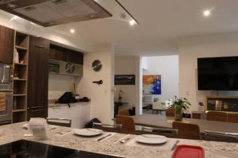 Venta de Casa en Santa Ana. 20-988a