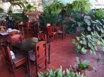 Venta Restaurante y Cabinas todo equipado en Puntarenas