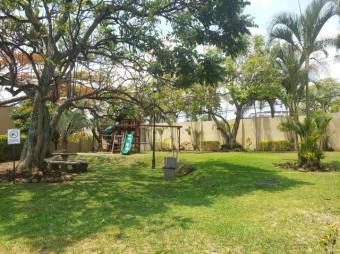 Se vende hermosa casa estilo colonial en San Rafael Central