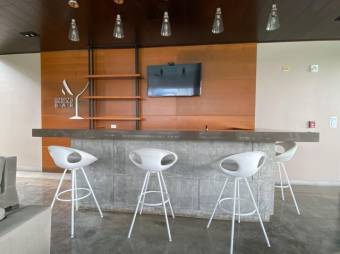 Apartamento en edificio centrico en San Jose