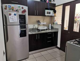 Moderna casa en Venta,  SantaAnaPiedades         CG-22-177