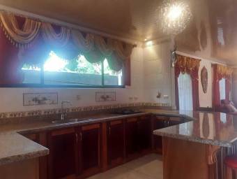 Fabulosa casa en Venta,  Guapiles      CG-22-96