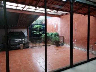 Se vende casa en esidencial Privado en San Rafael, Escazu. 22-31