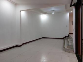 Se vende casa en esidencial Privado en San Rafael, Escazu. 22-31