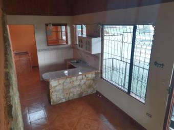 MLS-21-691 VENTA CASA DESAMPARADOS SAN JOSE 