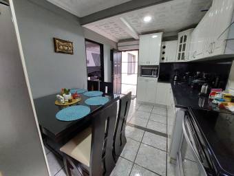 Se vende casa de una planta y terraza amplia en San Rafael de Alajuela 23-525