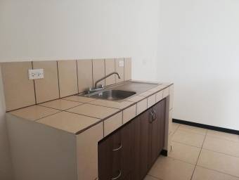 Se vende casa con patio amplio en San Antonio del Tejar Alajuela 22-789