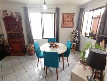 Se vende propiedad con dos casa en la trinidad moravia 23-500