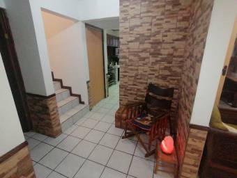 Casa en Venta en Moravia, San José. RAH 23-1161