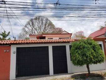 Casa en Venta en Moravia, San José. RAH 23-1161