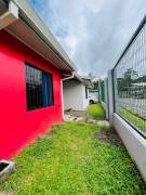 Moderna y Bonita casa en Calle Estandar de Guapiles, En Venta CG-23-683