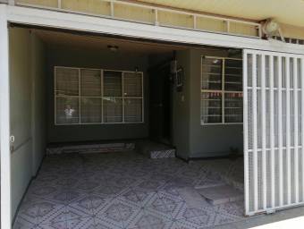 Se vende casa en la Uruca cerca del Hospital Mexico 23-1108