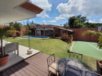 MLS-23-352 VENTA CASA CURRIDABAT SAN JOSE 