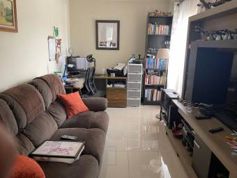 Apartamento en Alquiler en Curridabat, San José. RAH 23-1214