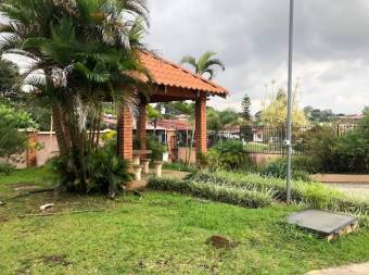 Hotel en Venta en Flores de Heredia. RAH 23-1216, $ 1,000,000, 10, Heredia, Flores