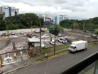 Alquiler locales comerciales en Sabanilla San Pedro,Antares