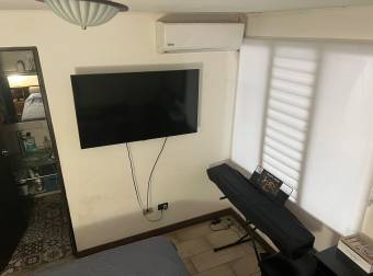 Se vende casa de una planta con espaciosa terraza en lagunilla Heredia 23-1240