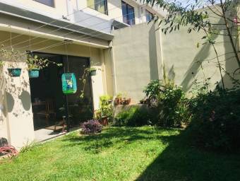 Casa en Venta en Goicoechea, San José. RAH 23-1220