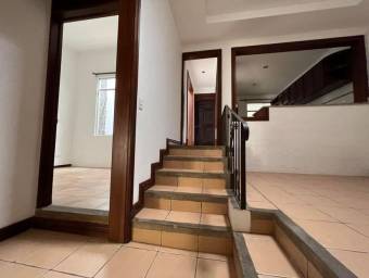 Casa en Venta en Alajuela. RAH 23-972