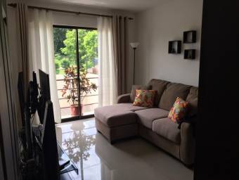 Casa en Venta en La Guácima, Alajuela. RAH 22-1395