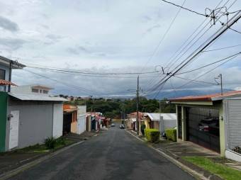 Casa en Alquiler en Alajuela. RAH 23-166