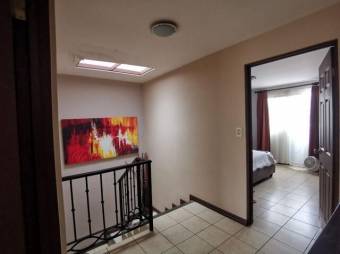 Casa en Venta en La Unión, Cartago. RAH 23-1359