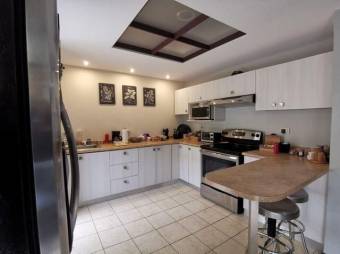 Casa en Venta en La Unión, Cartago. RAH 23-1359