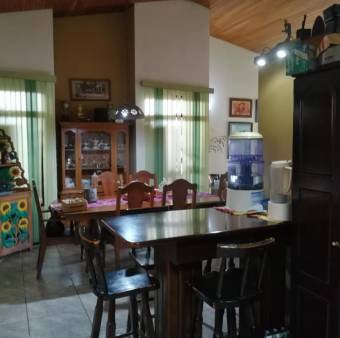 Casa en venta en Alajuela. RAH 22-1380