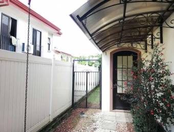 Casa en Venta en El Coyol, Alajuela. RAH 23-1085