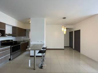 Apartamento en Venta en Alajuela. RAH 23-300