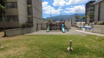 Apartamento en Venta en Hatillo, San José. RAH 23-1426