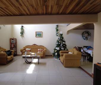 Casa en Venta en San Rafael, Heredia. RAH 23-1458