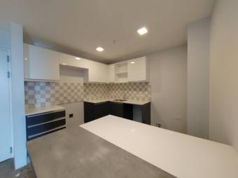 MLS-24-790 ALQUILER APARTAMNETO MATA REDONDA SAN JOSE