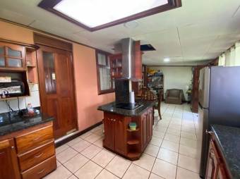 MLS-24-558 VENTA CASA DESAMPARADOS SAN JOSE