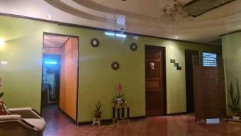 MLS-24-965 VENTA CASA AGUACALIENTE CARTAGO 