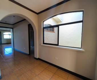 Casa a la venta en San Isidro, Coronado. Bien adjudicado bancario.