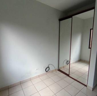 Venta de Apartamento en La Trinidad, Moravia. RAH 25-895