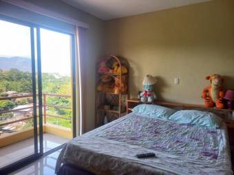 Se vende casa en condominio de Mata de Plátano San José 24-1718 