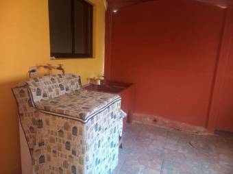 Se vende casa en condominio de Mata de Plátano San José 24-1718 