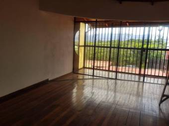 Se vende casa con 4 apartamentos en Sabanilla San José 23-1460