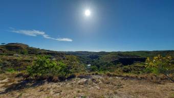 Se vende casa para estrenar en La Fortuna Guanacaste A25-299