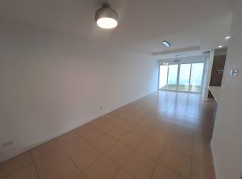 VENTA CASA DE 2 PISOS EN CONDOMINIO 3 HABITACIONES