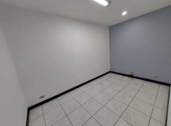 VENTA AMPLIA CASA DE 1 PLANTA EN RESIDENCIAL SANTA ANA POZOS 3 HAB