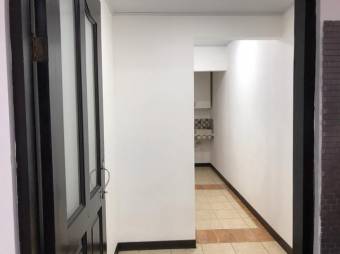 Se vende moderna casa en condominio de San Antonio San José 23-1733