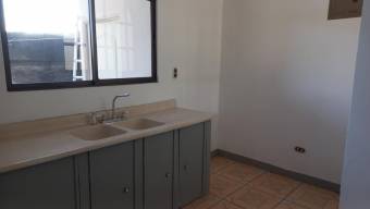 Se vende espaciosa casa en Mercedes San José 25-581