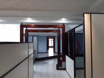 Venta de Edificio Comercial en Carmen, San José. RAH 25-703