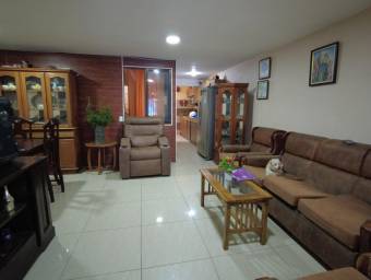 Venta de Casa en Calle Blancos, San José. RAH 24-641